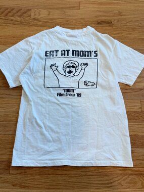 Vintage 1989 Eat at "Mom's" Film Crew T-Shirt Medium